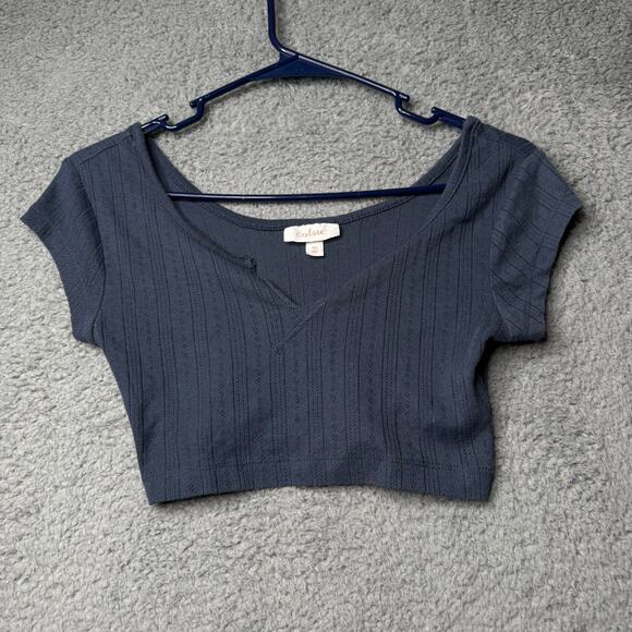 Colsie Shirt Women's XS Blue Cropped Short Sleeve - Picture 1 of 5